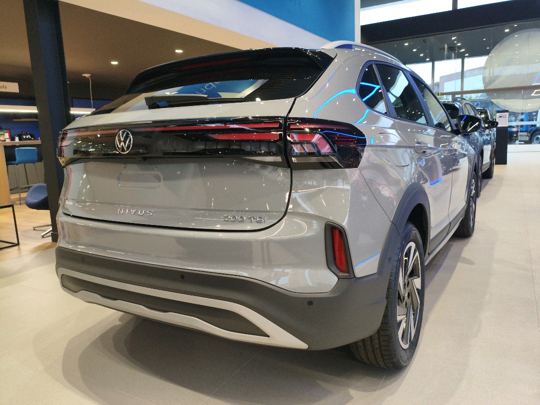 NIVUS 1.0 200 TSI TOTAL FLEX HIGHLINE AUTOMÁTICO5