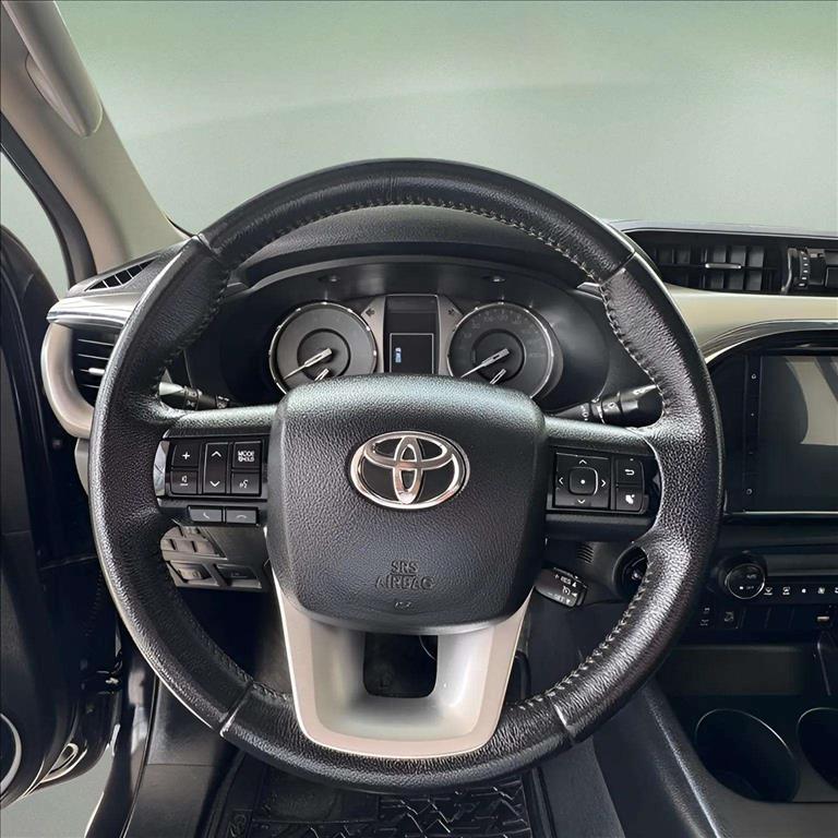 HILUX 2.8 D-4D TURBO DIESEL CD SRV 4X4 AUTOMÁTICO8