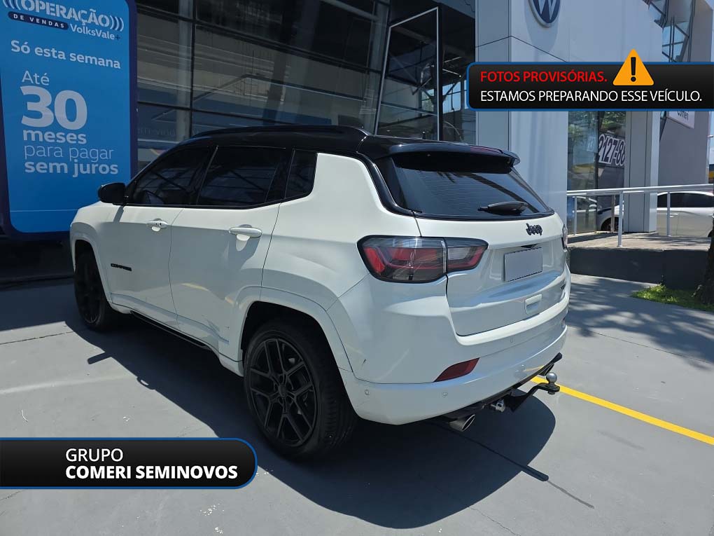 COMPASS 2.0 HURRICANE 4 TURBO GASOLINA BLACKHAWK AT93