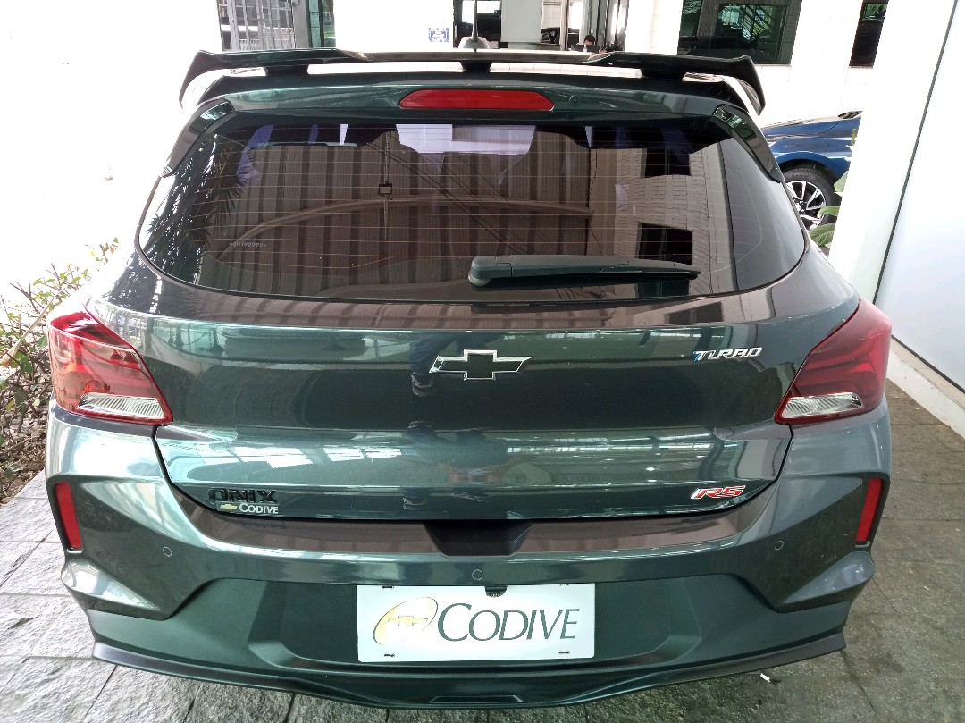 ONIX 1.0 TURBO FLEX RS AUTOMÁTICO3