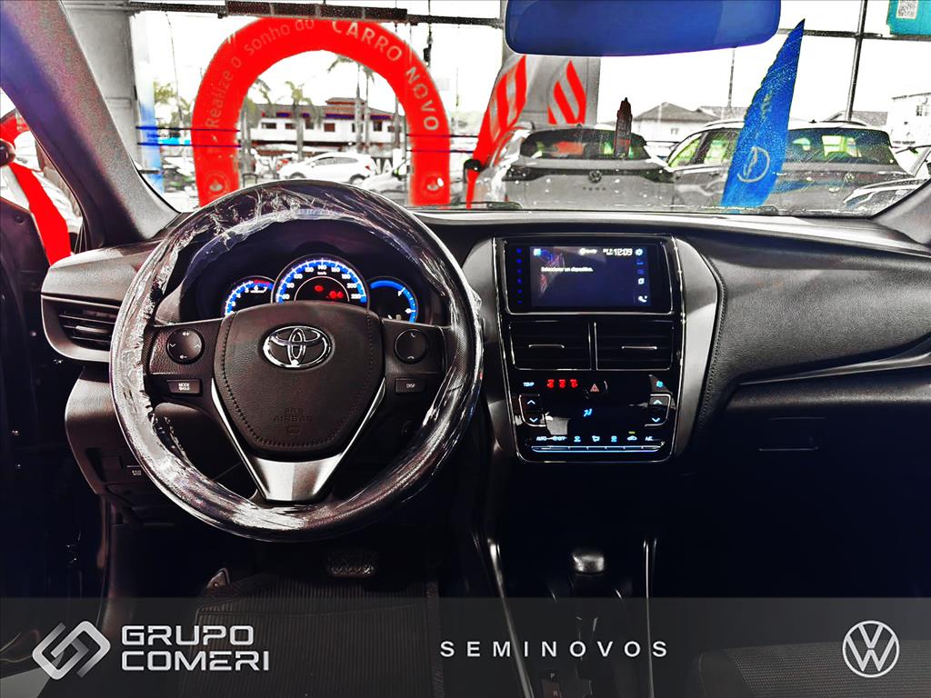 YARIS 1.5 16V FLEX XL MULTIDRIVE4