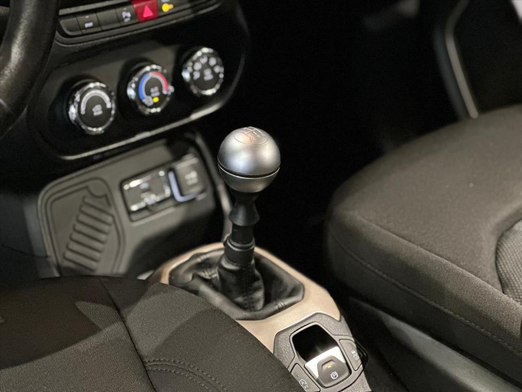 RENEGADE 1.8 16V FLEX SPORT 4P MANUAL8