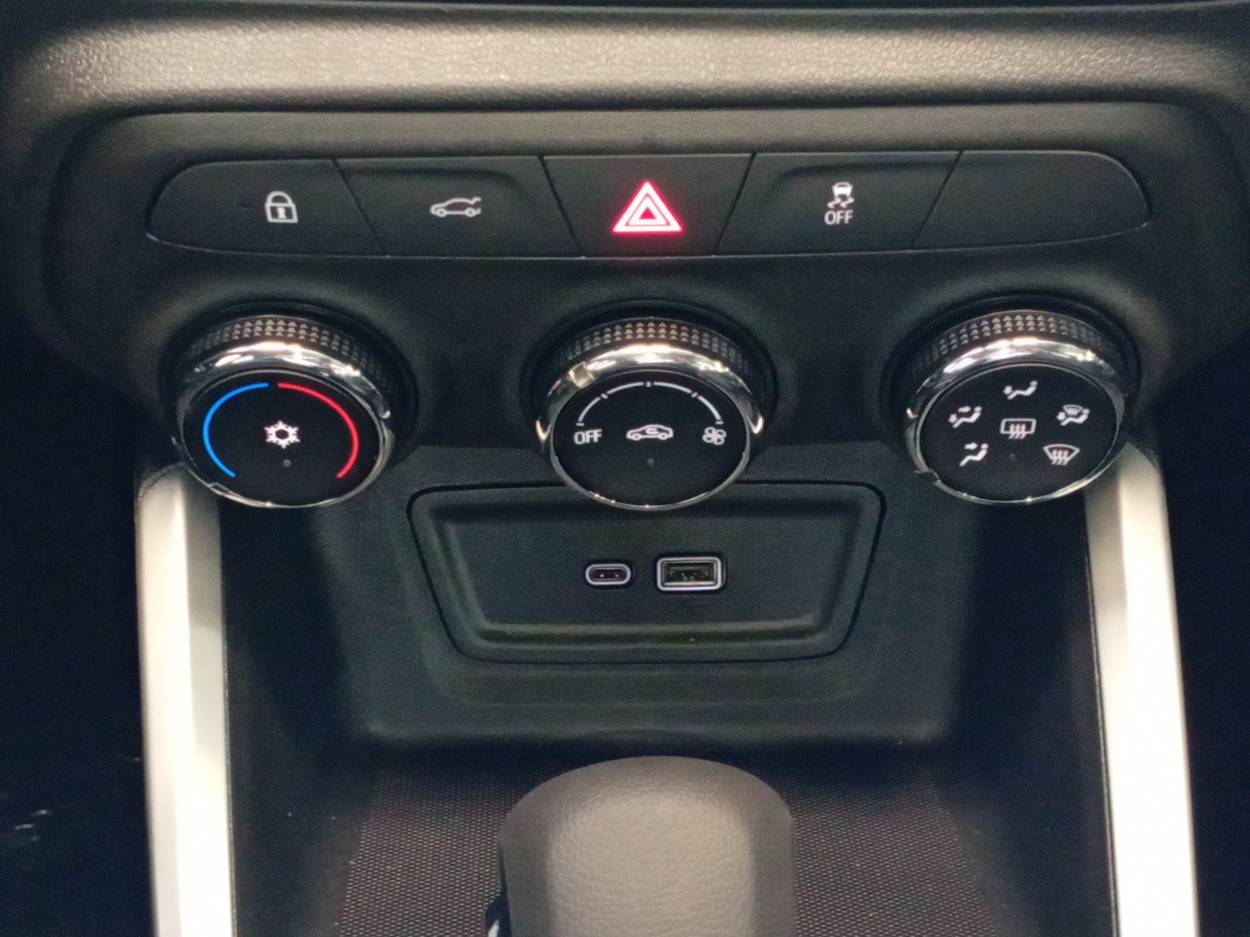 ONIX PLUS 1.0 TURBO ETANOL ECO AUTOMÁTICO7