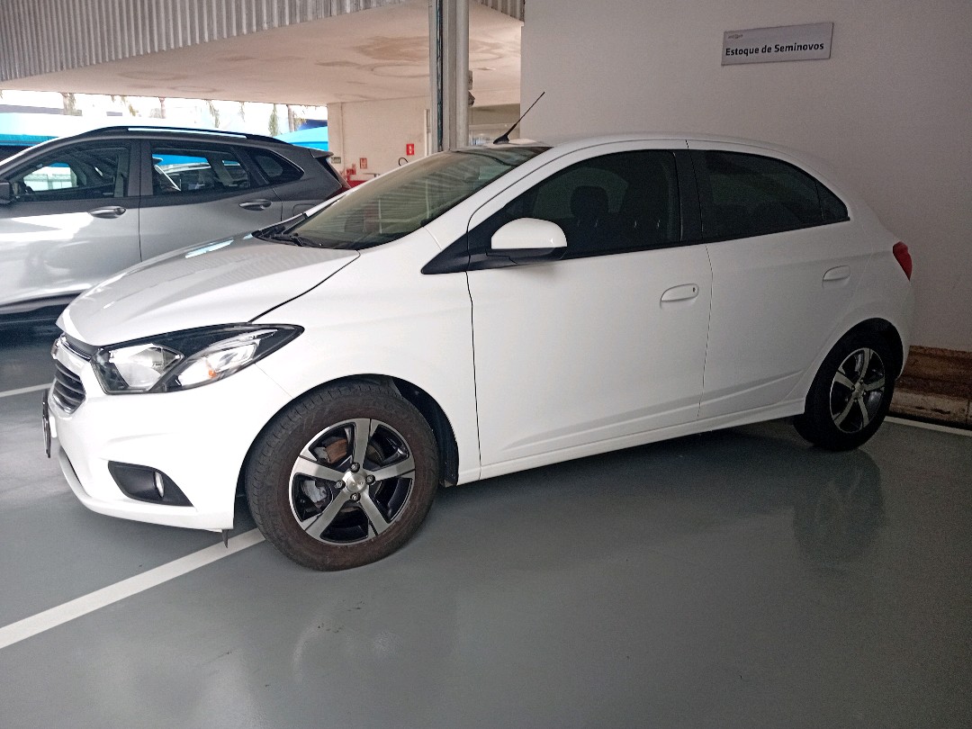 GM - Chevrolet-ONIX-1.4 MPFI LTZ 8V FLEX 4P AUTOMÁTICO