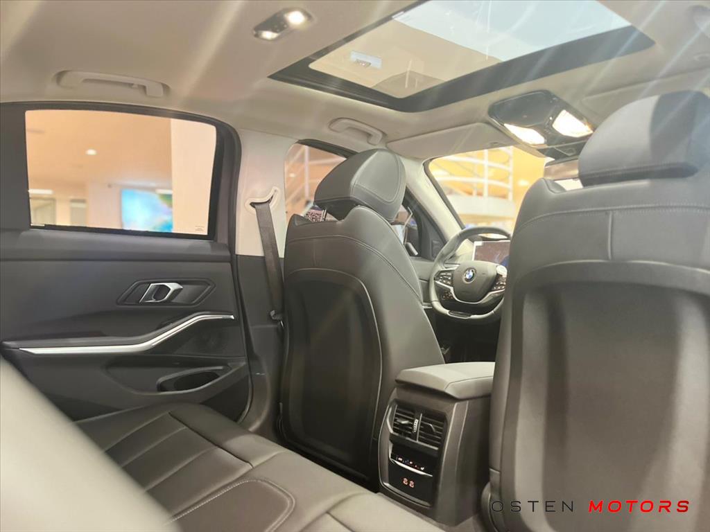 BMW-320i-2.0 16V TURBO FLEX SPORT GP AUTOMÁTICO