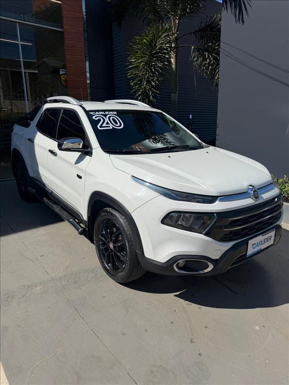 TORO 2.0 16V TURBO DIESEL RANCH 4WD AT9