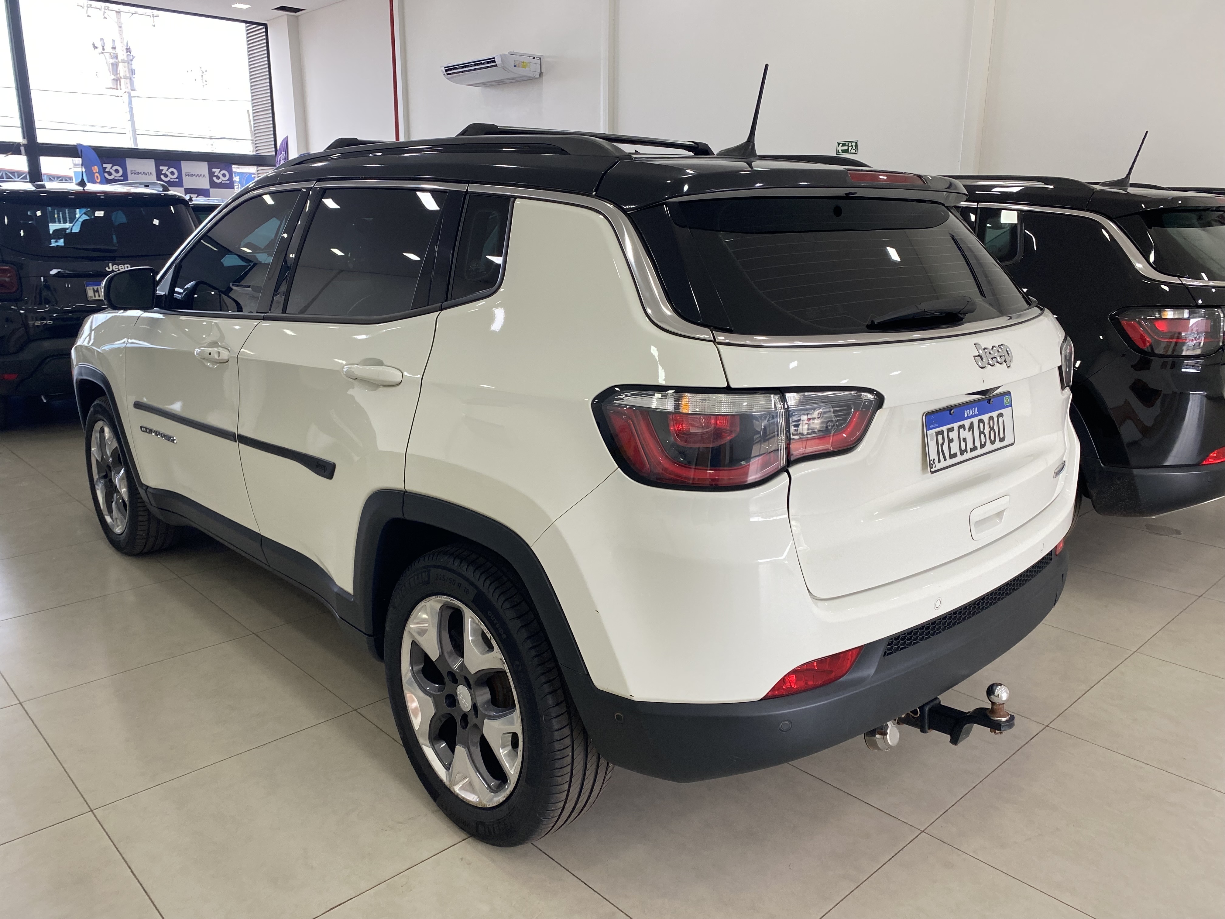 COMPASS 2.0 16V FLEX LONGITUDE AUTOMÁTICO3