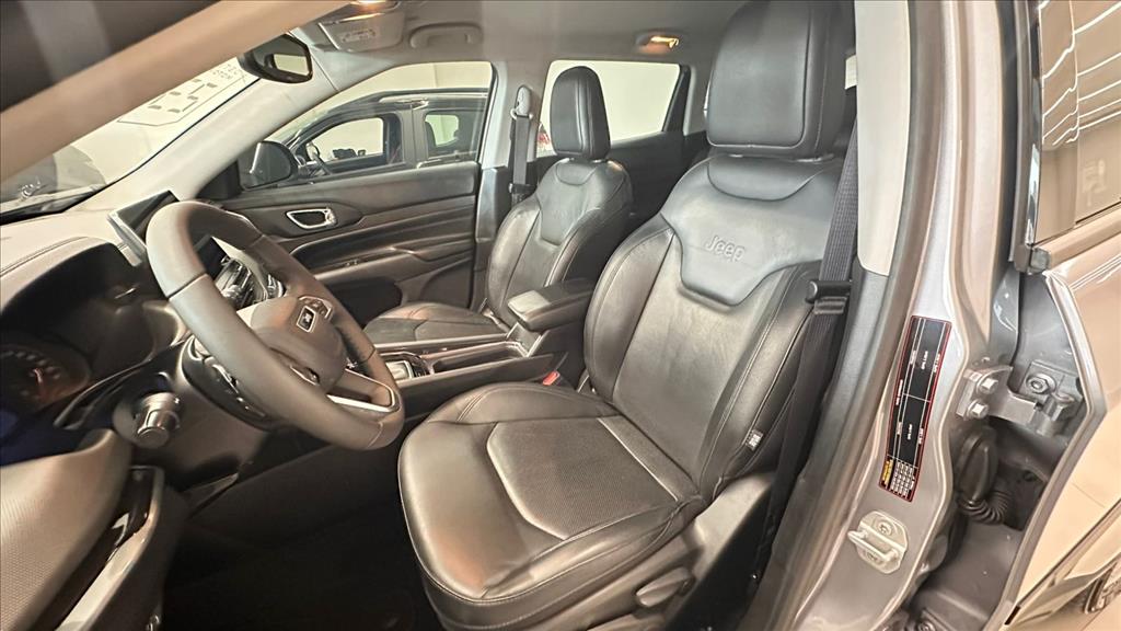 Jeep-COMPASS-1.3 T270 TURBO FLEX LONGITUDE AT6