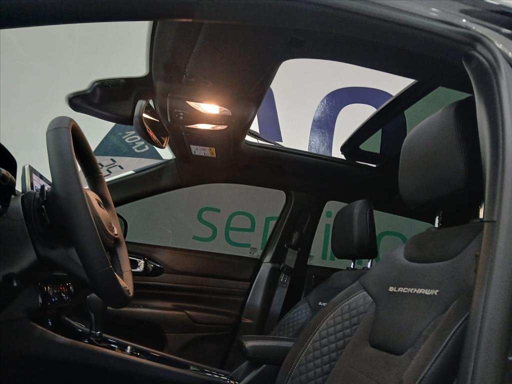 Jeep-COMPASS-2.0 HURRICANE 4 TURBO GASOLINA BLACKHAWK AT9