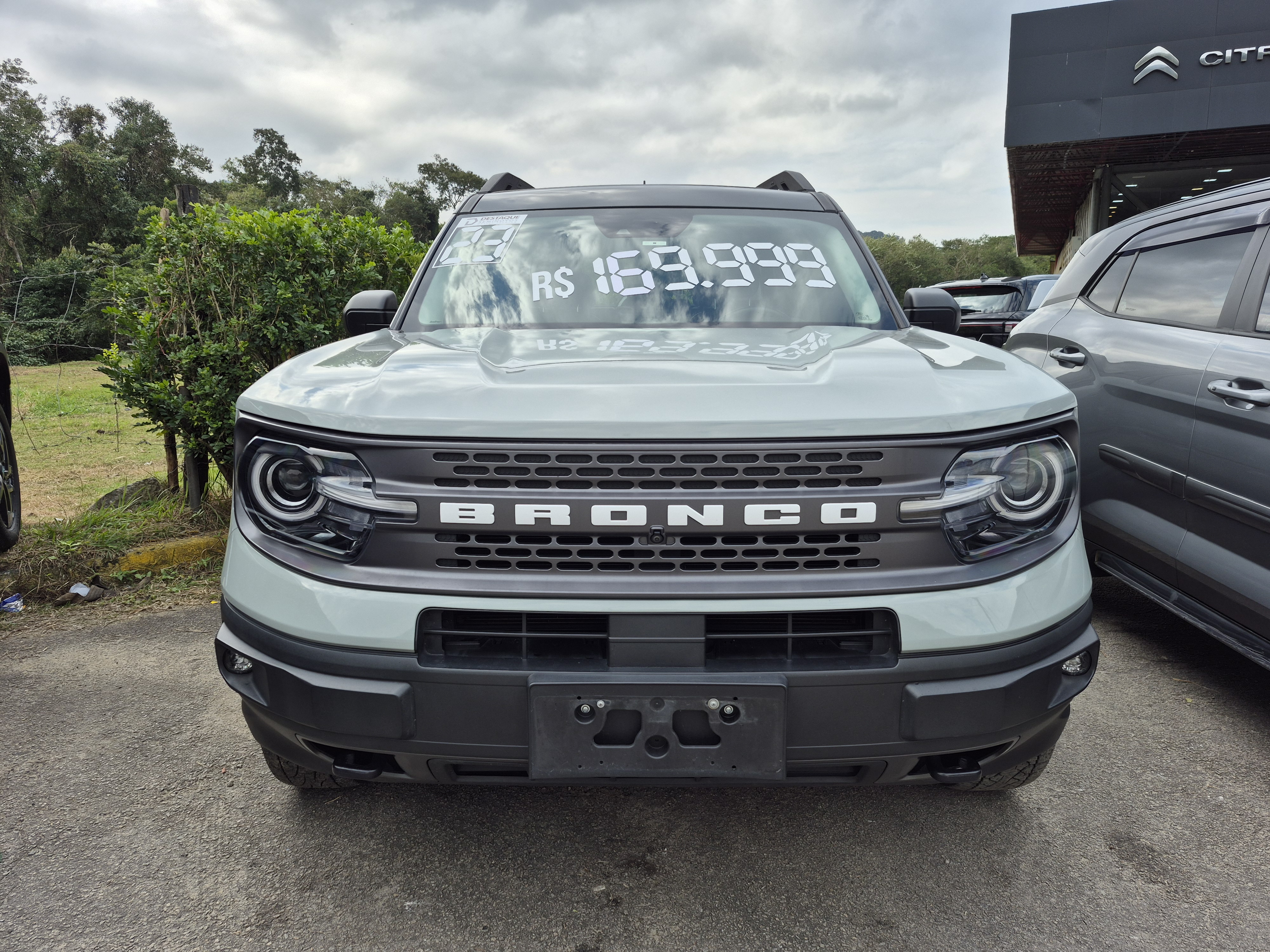 Foto ilustrativa do carro