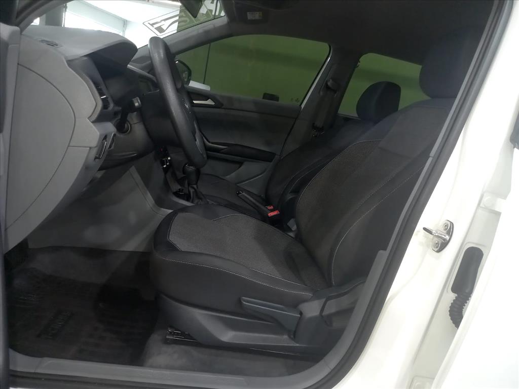 T-CROSS 1.0 200 TSI TOTAL FLEX AUTOMÁTICO10