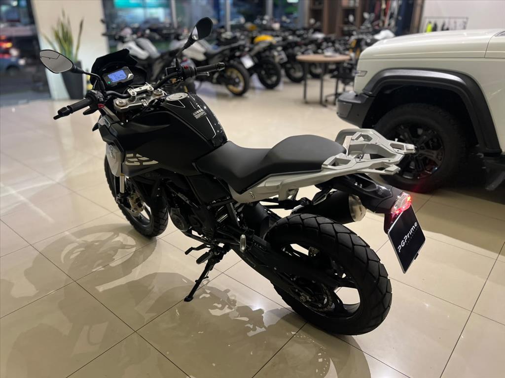 G 310 R8