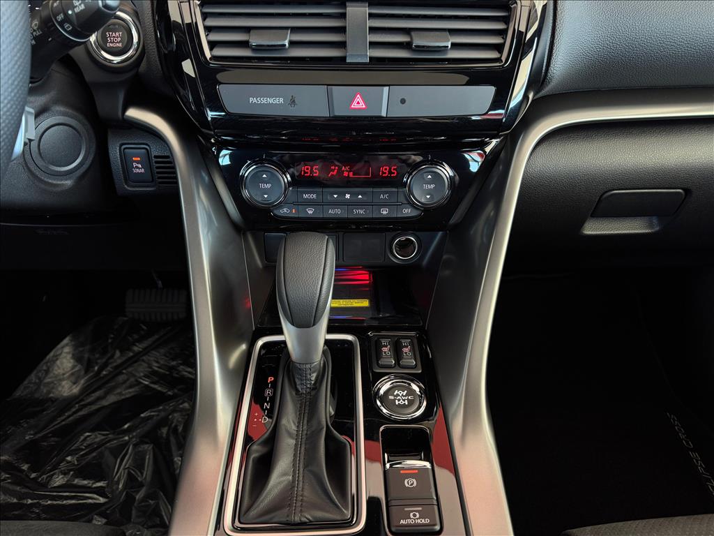 Mitsubishi-ECLIPSE CROSS-1.5 MIVEC TURBO GASOLINA HPE-S BLACK S-AWC CVT