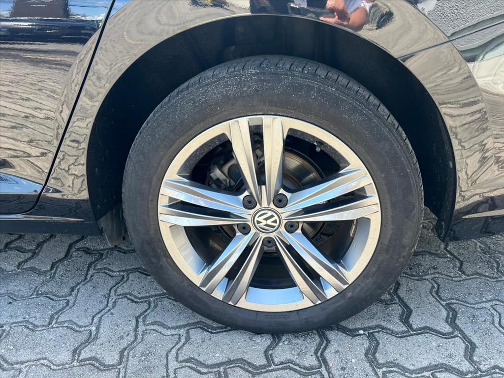 JETTA 1.4 250 TSI TOTAL FLEX R-LINE TIPTRONIC7