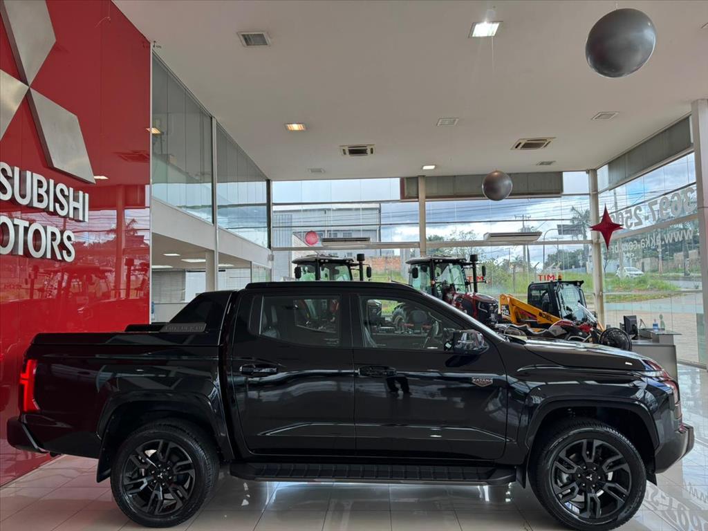 Mitsubishi-TRITON-2.4 BITURBO DIESEL CD KATANA 4X4 AUTOMÁTICO