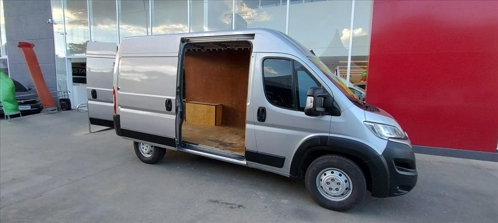 JUMPER 2.2 BLUEHDI DIESEL L2H2 CARGO MANUAL11