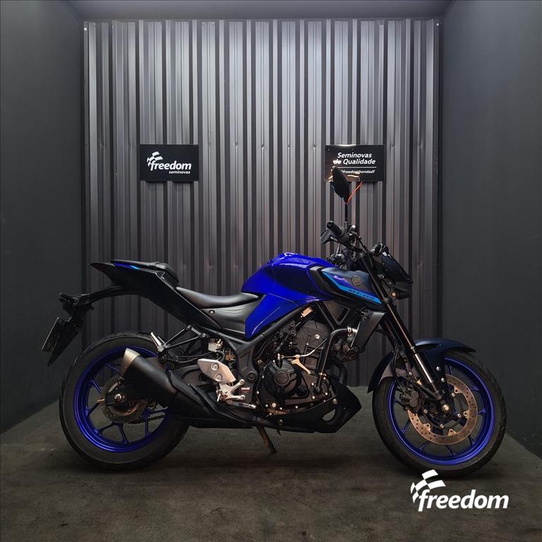 Moto YAMAHA do modelo MT-03 ABS 2023/2024