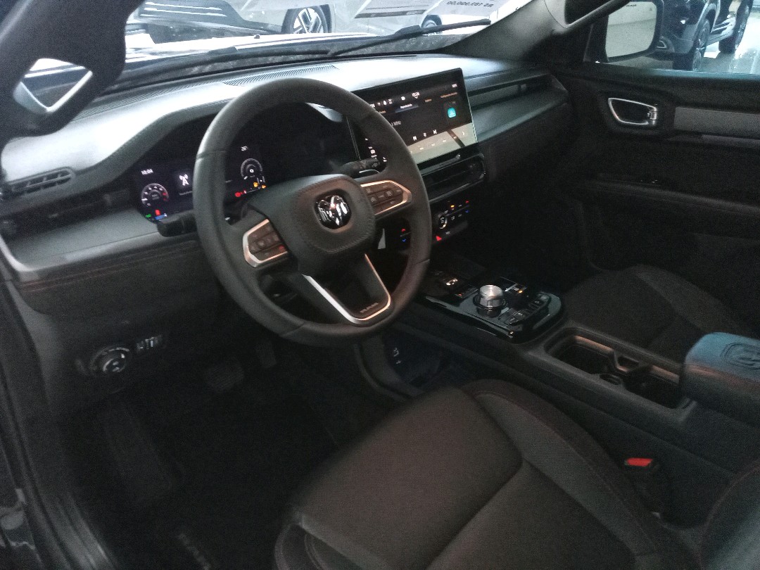 RAM-RAMPAGE-2.0 HURRICANE 4 TURBO GASOLINA R/T 4X4 AUTOMÁTICO