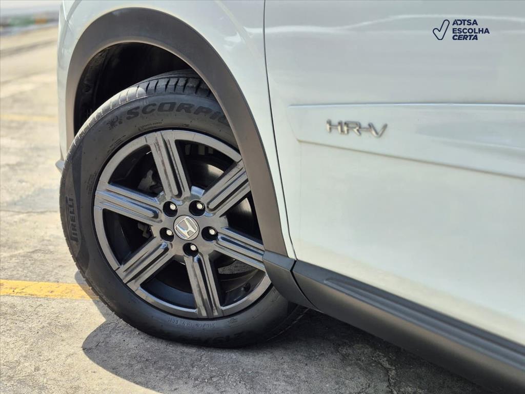 HR-V