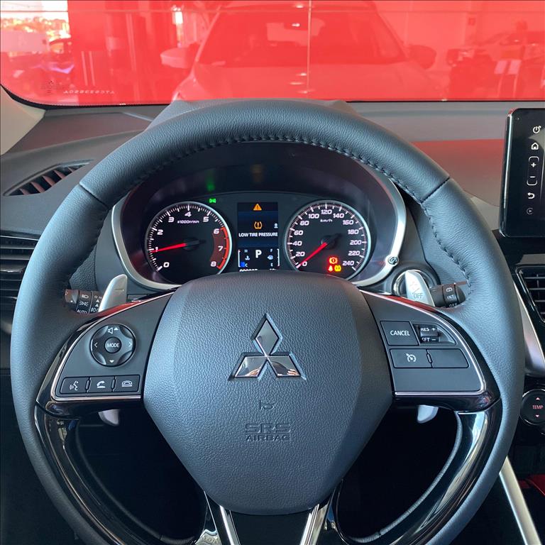 Mitsubishi-ECLIPSE CROSS-1.5 MIVEC TURBO GASOLINA HPE CVT