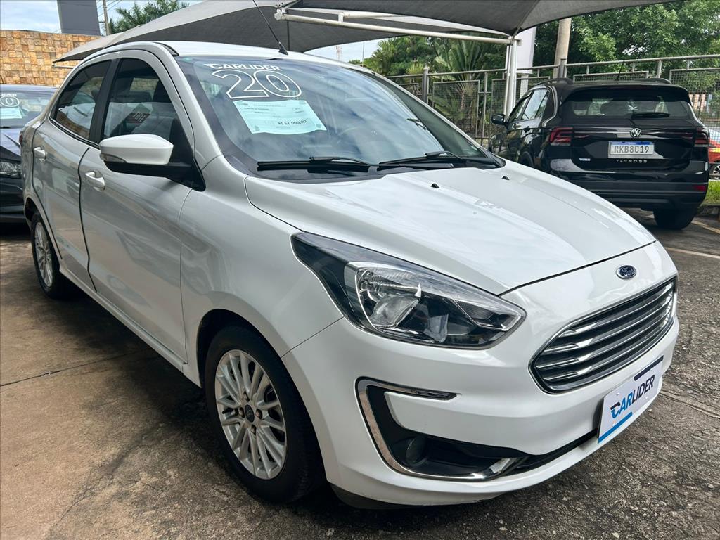 KA 1.5 TI-VCT FLEX TITANIUM SEDAN AUTOMÁTICO1