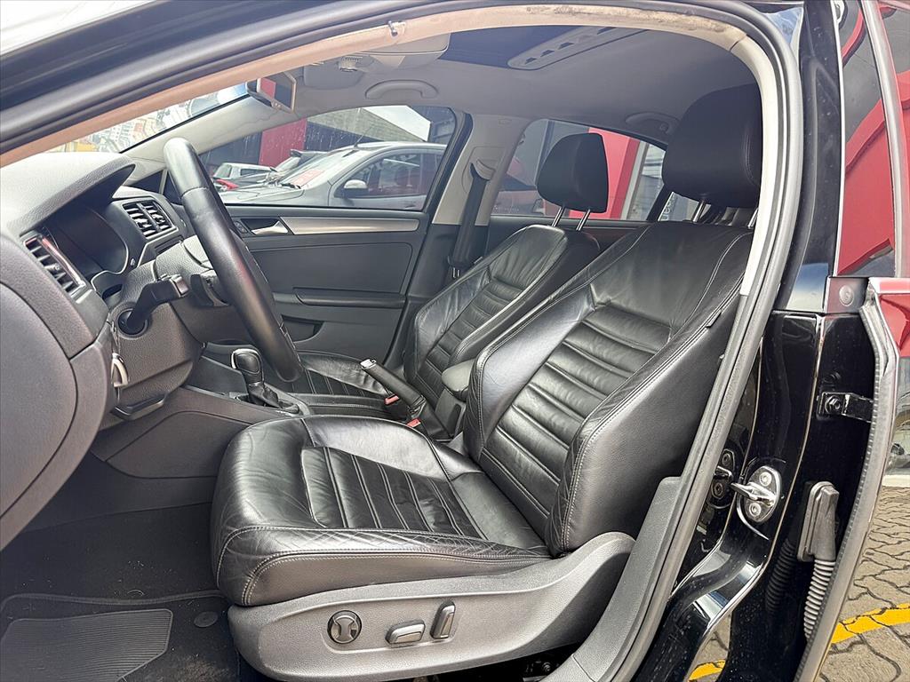 Volkswagen Jetta - 2.0 TSI HIGHLINE 200CV GASOLINA 4P TIPTRONIC