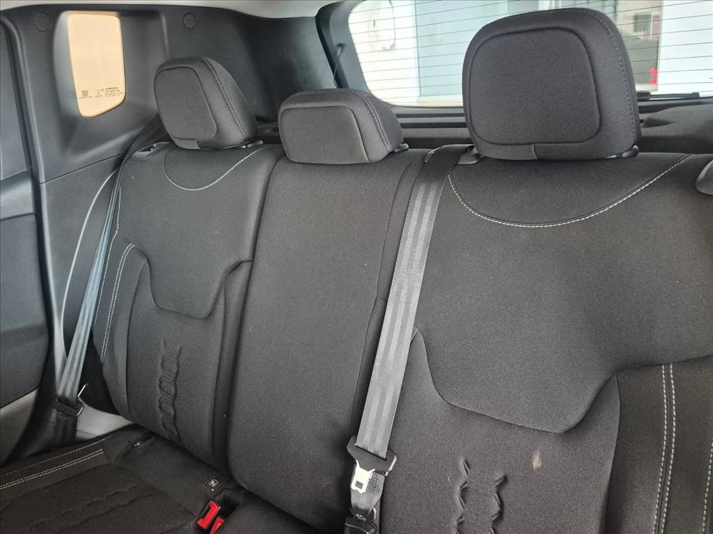 Jeep-RENEGADE-1.3 T270 TURBO FLEX SPORT AT6