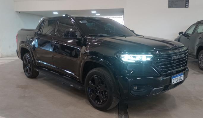 RAMPAGE 2.0 TURBO DIESEL LARAMIE 4X4 AUTOMÁTICO RAMPAGE 2.0 TURBO DIESEL LARAMIE 4X4 AUTOMÁTICO