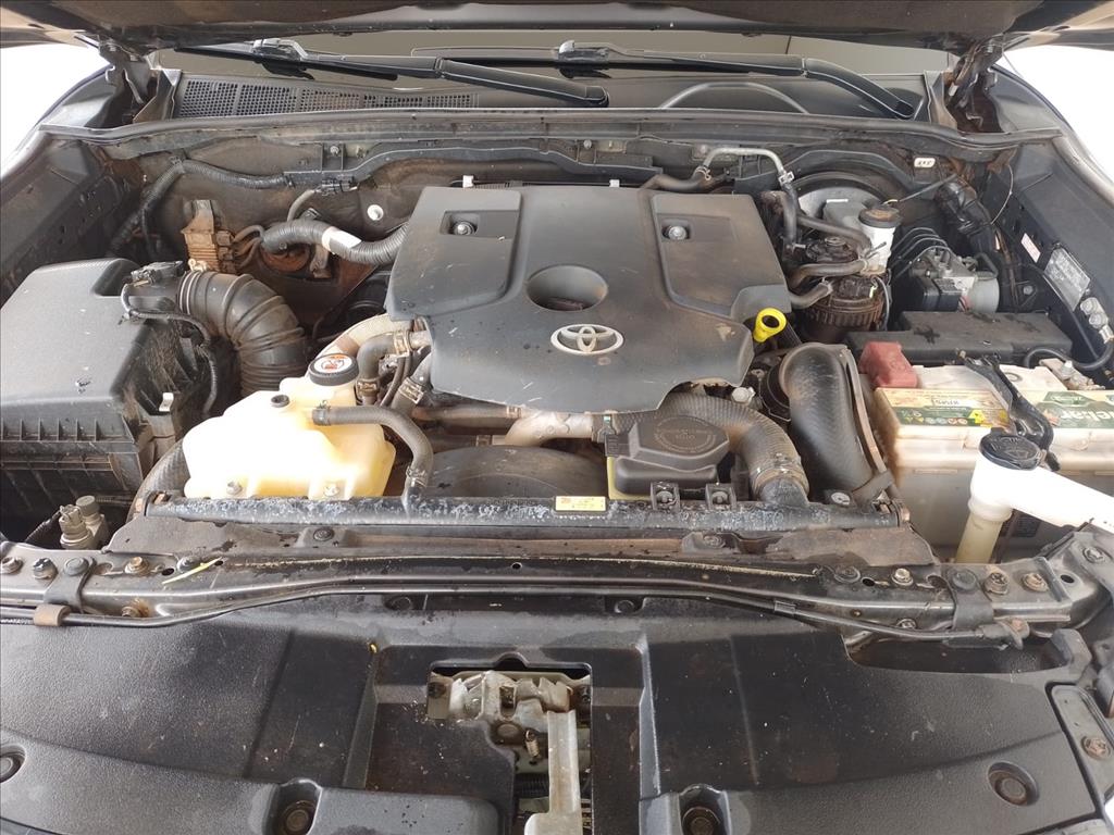 HILUX 2.8 D-4D TURBO DIESEL CD SRV 4X4 AUTOMÁTICO7