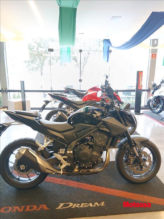 CB 500 HORNET1