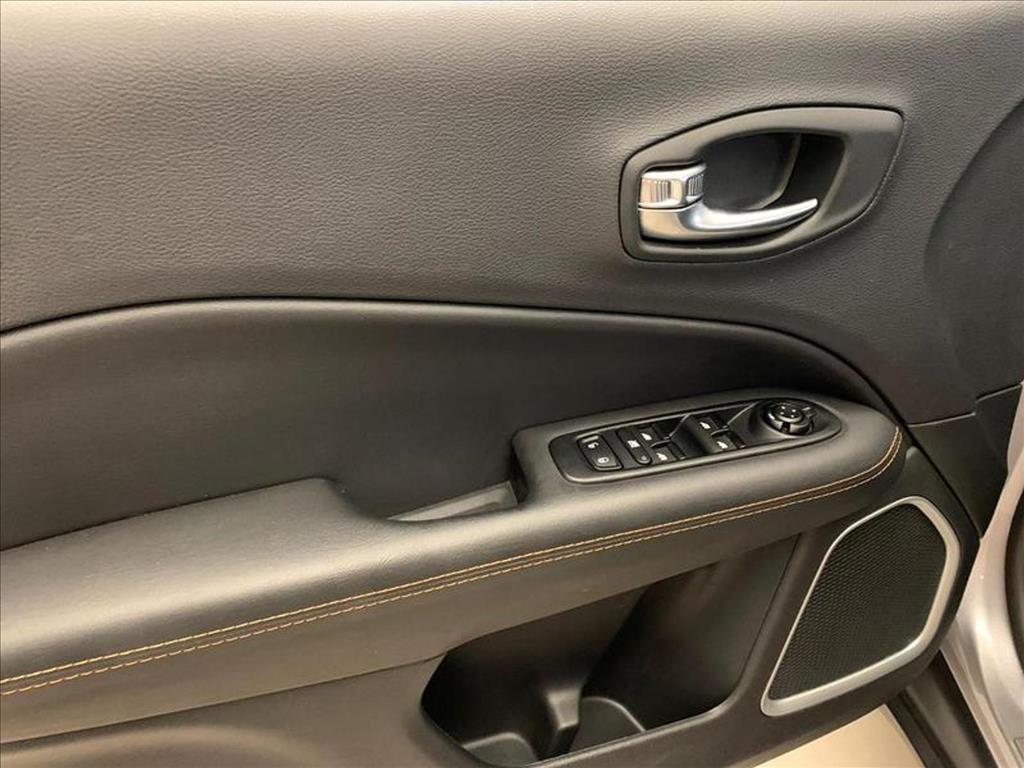 COMPASS 2.0 16V FLEX LIMITED AUTOMÁTICO9