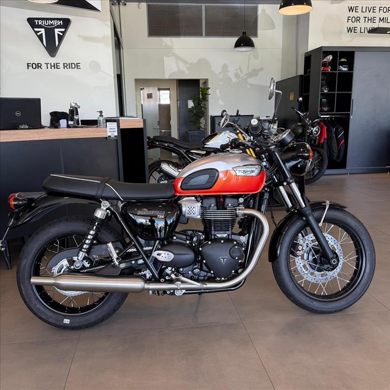 T100 900
