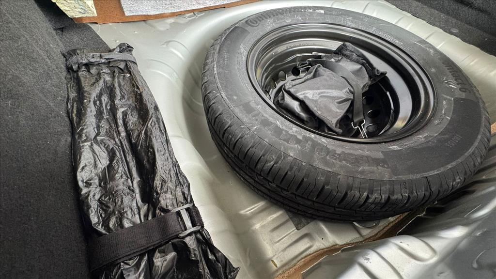 KWID 1.0 12V SCE FLEX OUTSIDER MANUAL11