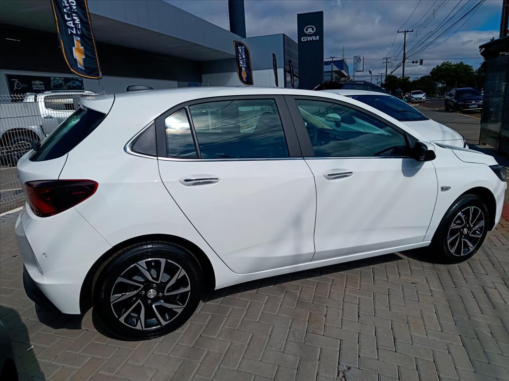ONIX 1.0 TURBO FLEX PREMIER AUTOMÁTICO4