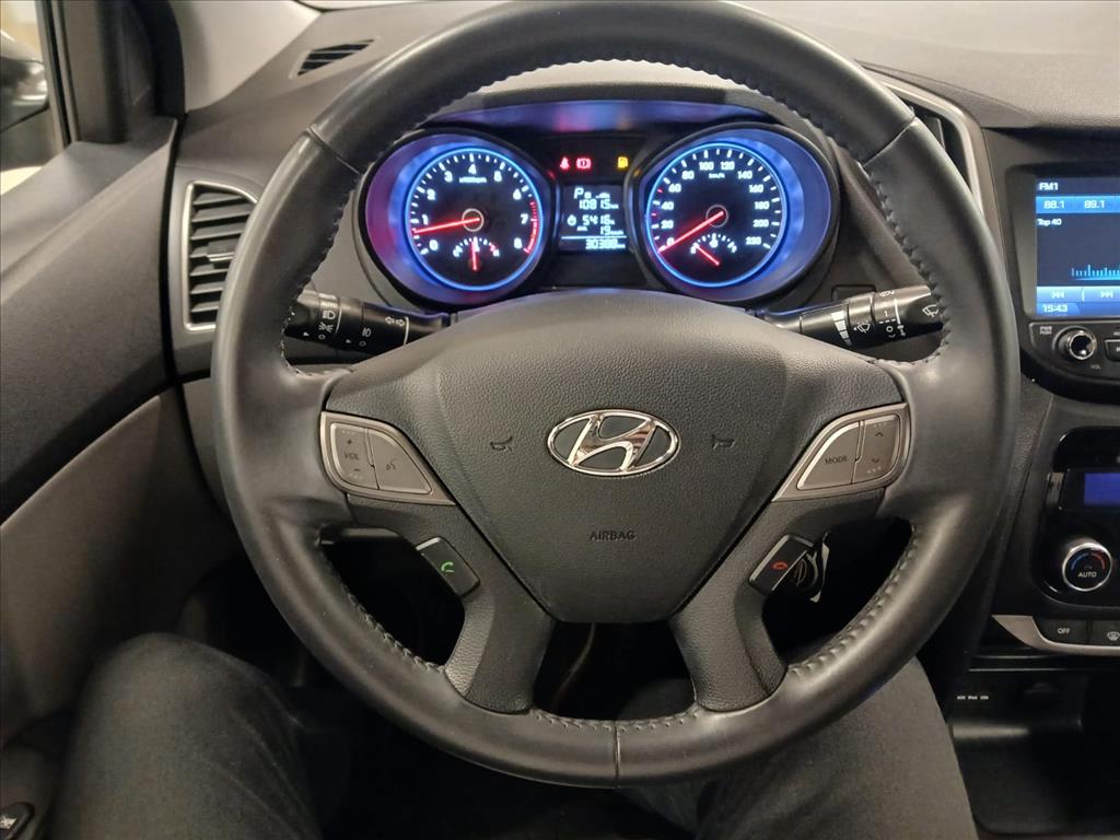 Hyundai-HB20S-1.6 PREMIUM 16V FLEX 4P AUTOMÁTICO
