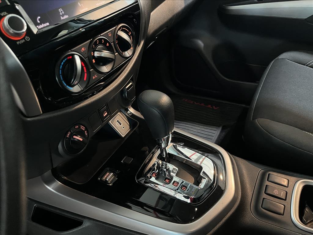 FRONTIER 2.3 16V TURBO DIESEL ATTACK CD 4X4 AUTOMÁTICO10