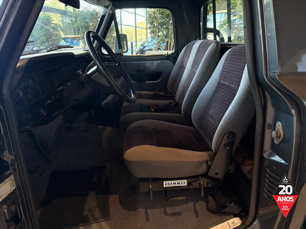 Ford-F-1000-3.9 SUPER SÉRIE 4X2 CS 8V TURBO DIESEL 2P MANUAL