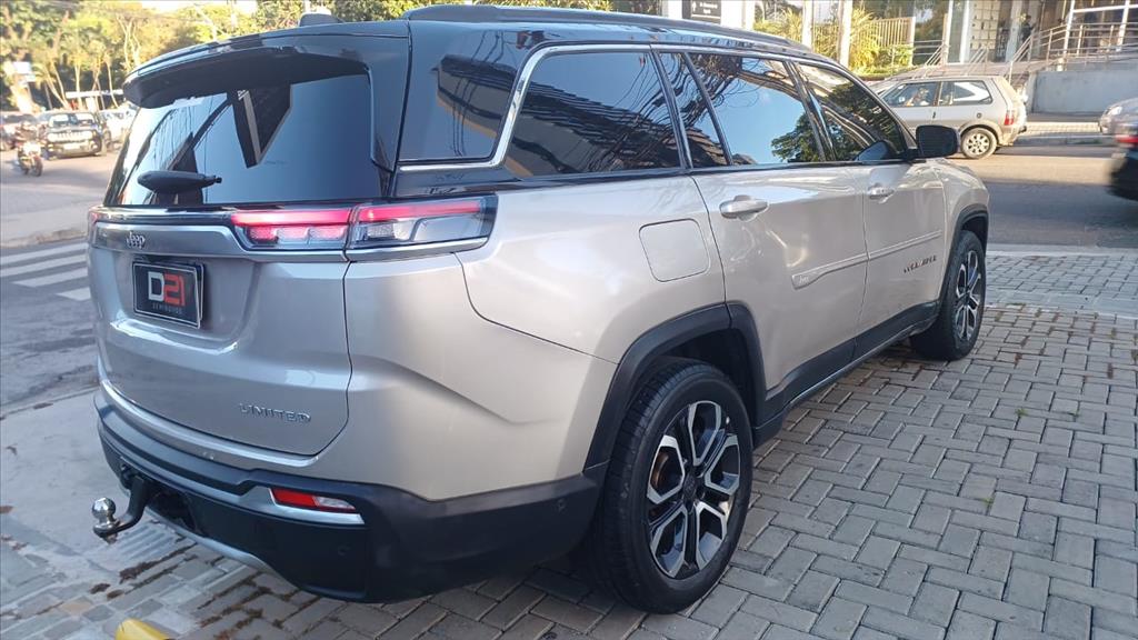 Jeep-COMMANDER-1.3 T270 TURBO FLEX LIMITED AT6