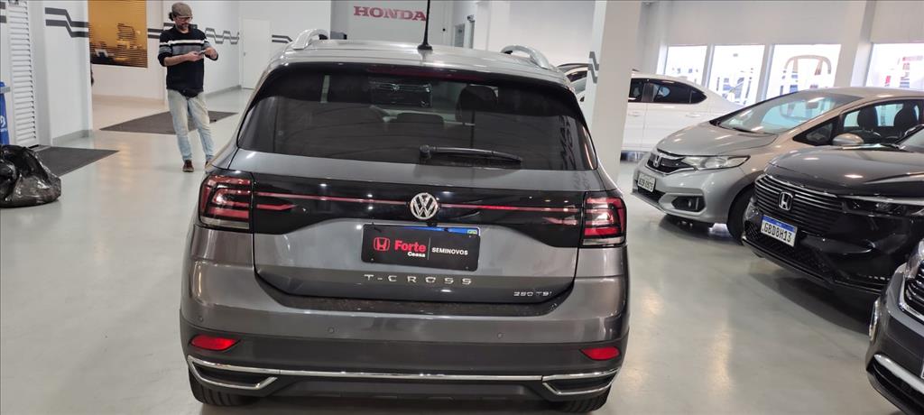 T-CROSS 1.4 250 TSI TOTAL FLEX HIGHLINE AUTOMÁTICO3