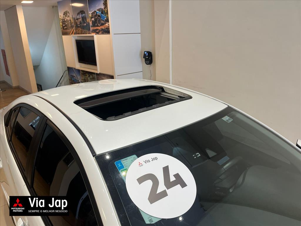 Toyota-YARIS-1.5 16V FLEX SEDAN XLS MULTIDRIVE