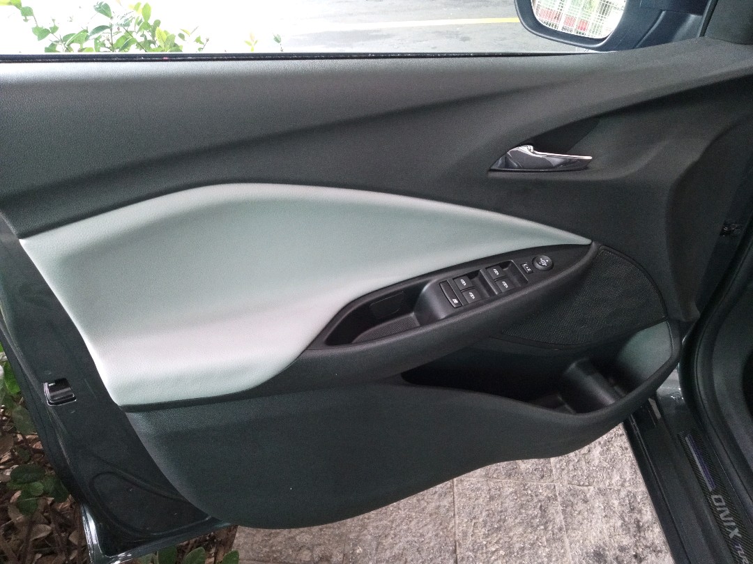 ONIX 1.0 TURBO FLEX PREMIER AUTOMÁTICO11