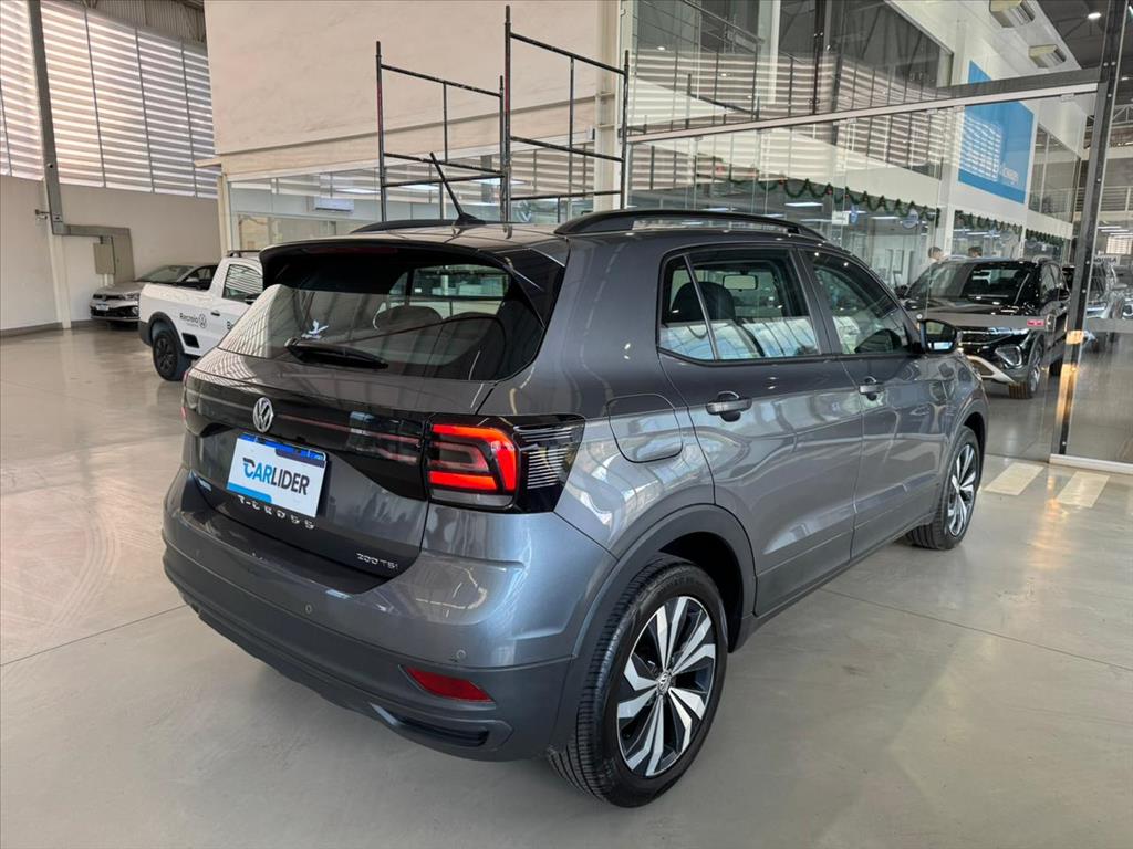 T-CROSS 1.0 200 TSI TOTAL FLEX AUTOMÁTICO2