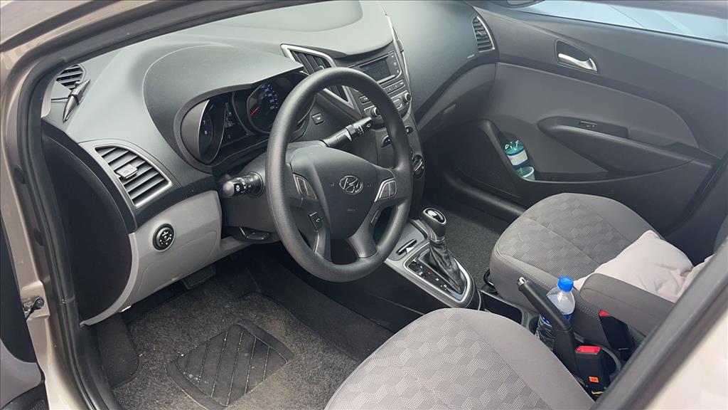 Hyundai-HB20S-1.6 COMFORT STYLE 16V FLEX 4P AUTOMÁTICO