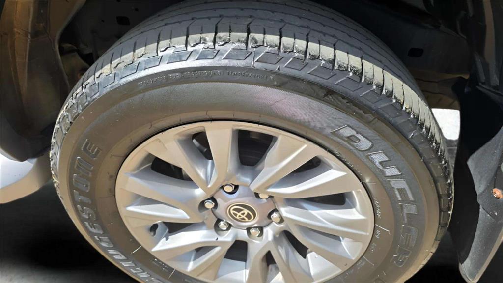 HILUX 2.8 D-4D TURBO DIESEL CD SRX 4X4 AUTOMÁTICO11