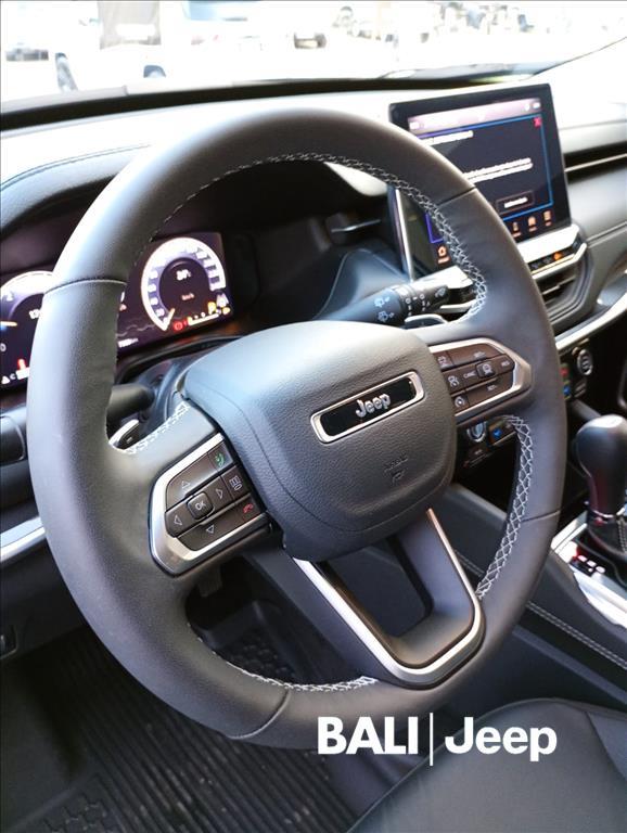 COMMANDER 1.3 T270 TURBO FLEX LONGITUDE AT6