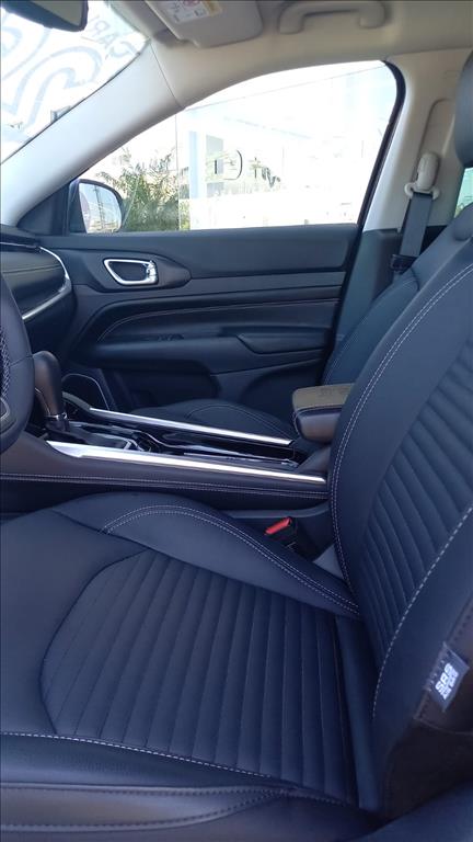 COMMANDER 1.3 T270 TURBO FLEX LONGITUDE AT67