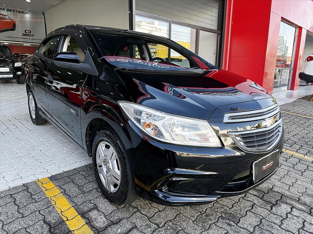 Chevrolet Onix - 1.0 MPFI LS 8V FLEX 4P MANUAL