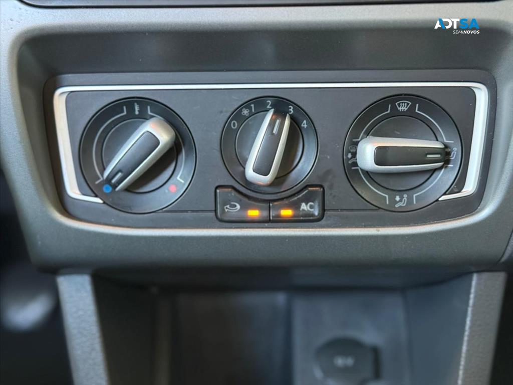 VOLKSWAGEN FOX 1.6 MSI TOTAL FLEX XTREME 4P MANUAL