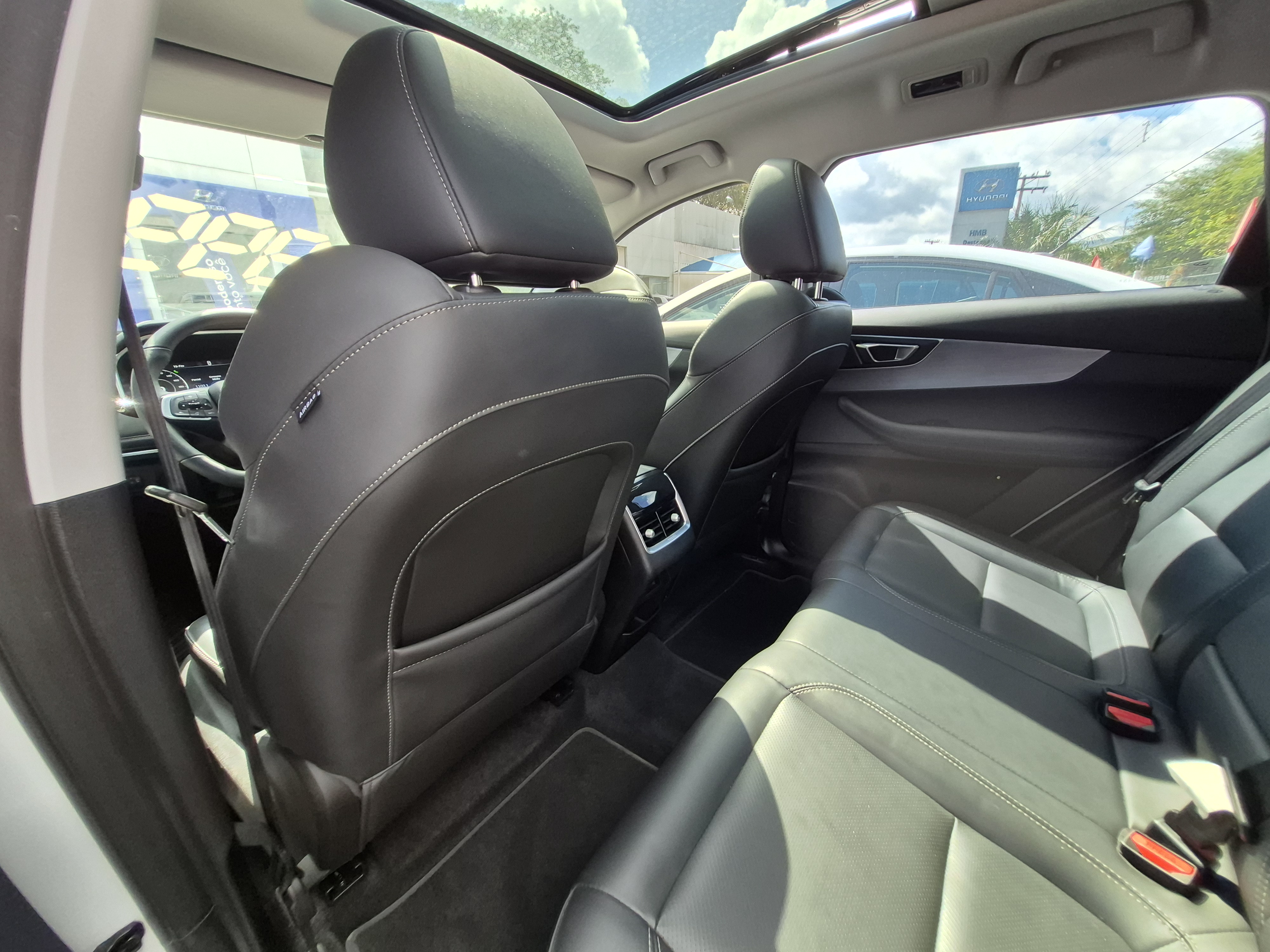 Foto ilustrativa do carro