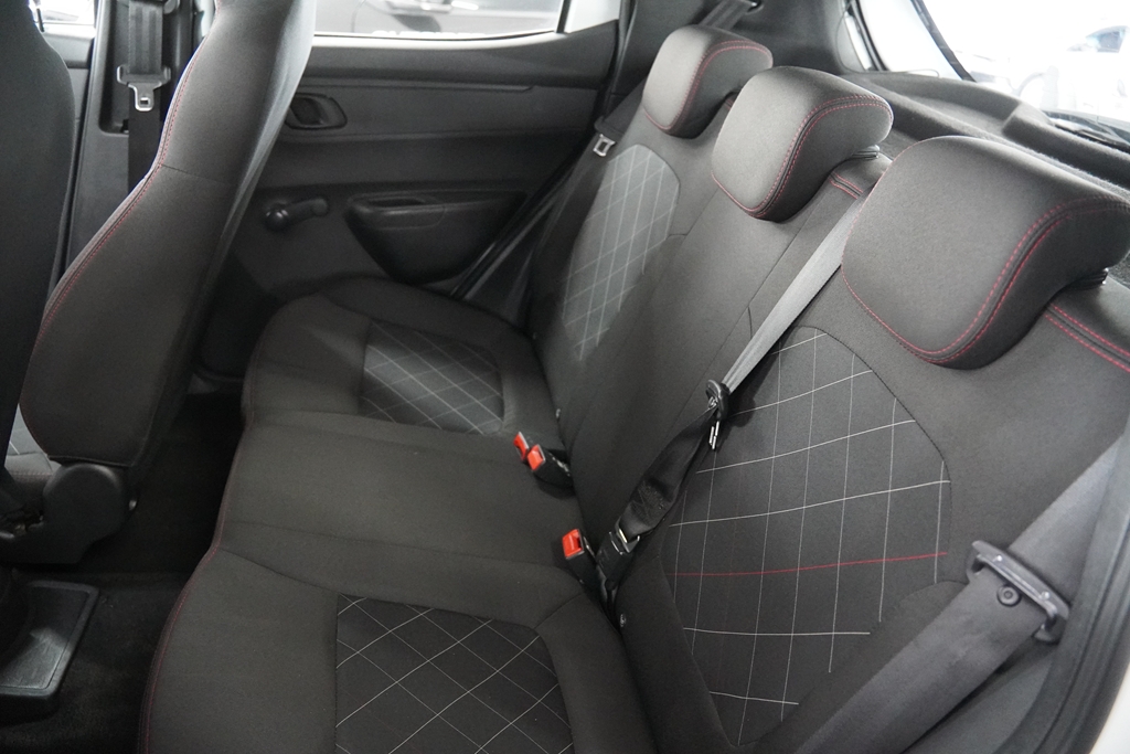 KWID 1.0 12V SCE FLEX ZEN MANUAL6